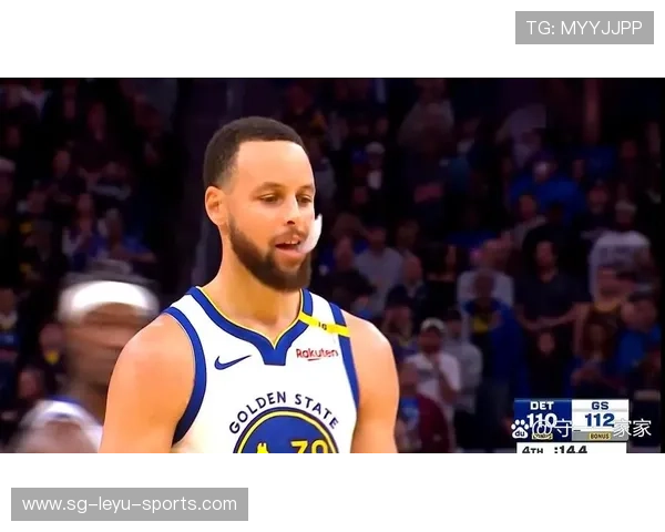 2018年西部决赛：库里在第三节一人投中五个三分球，一举扳平系列赛！