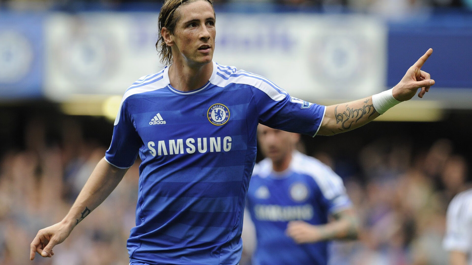 拼尽全力赢得尊重与荣耀，努力赢得尊重