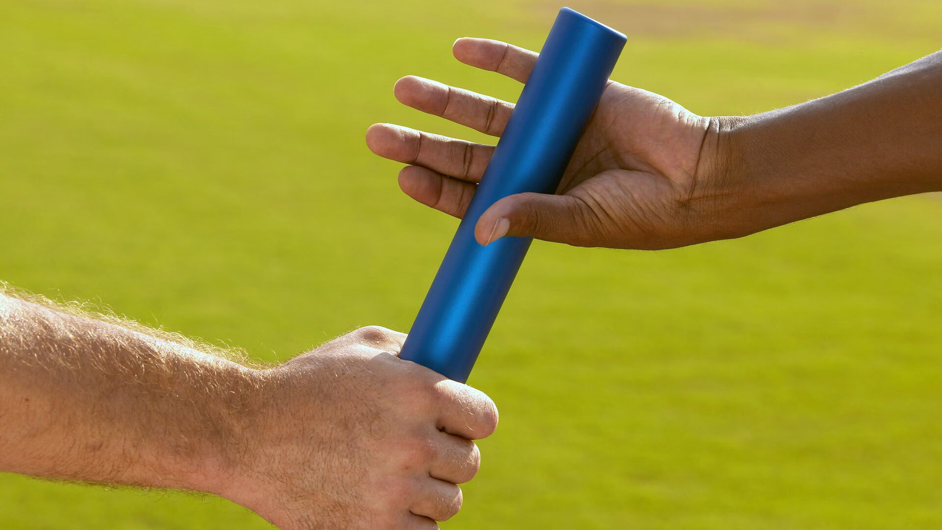 赛事生态：小型联赛扶持计划为草根战队提供上位通道，草根战队什么意思